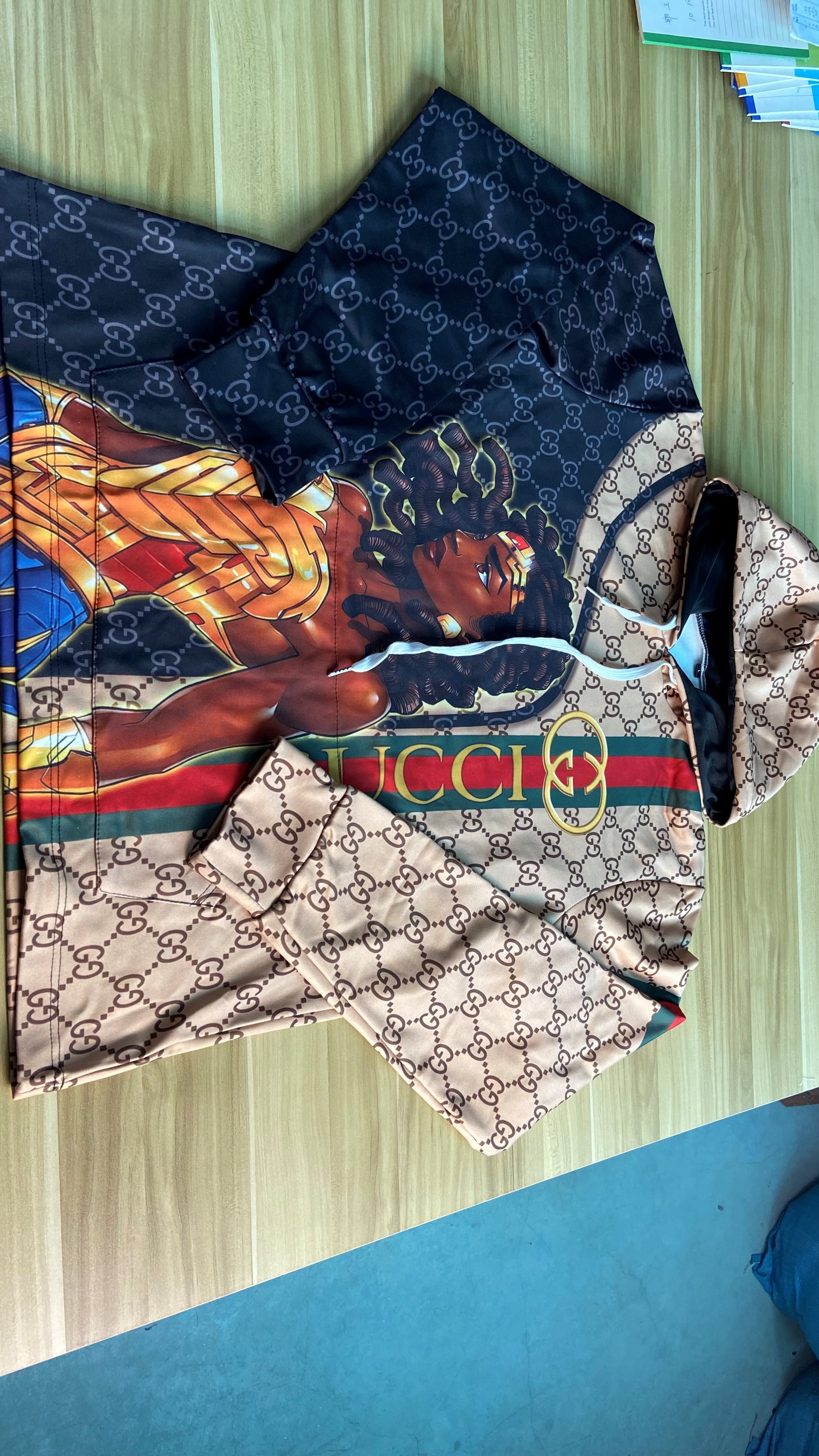 Review images Trending luxury lv satin pajama set pjs1069 aoe2548509