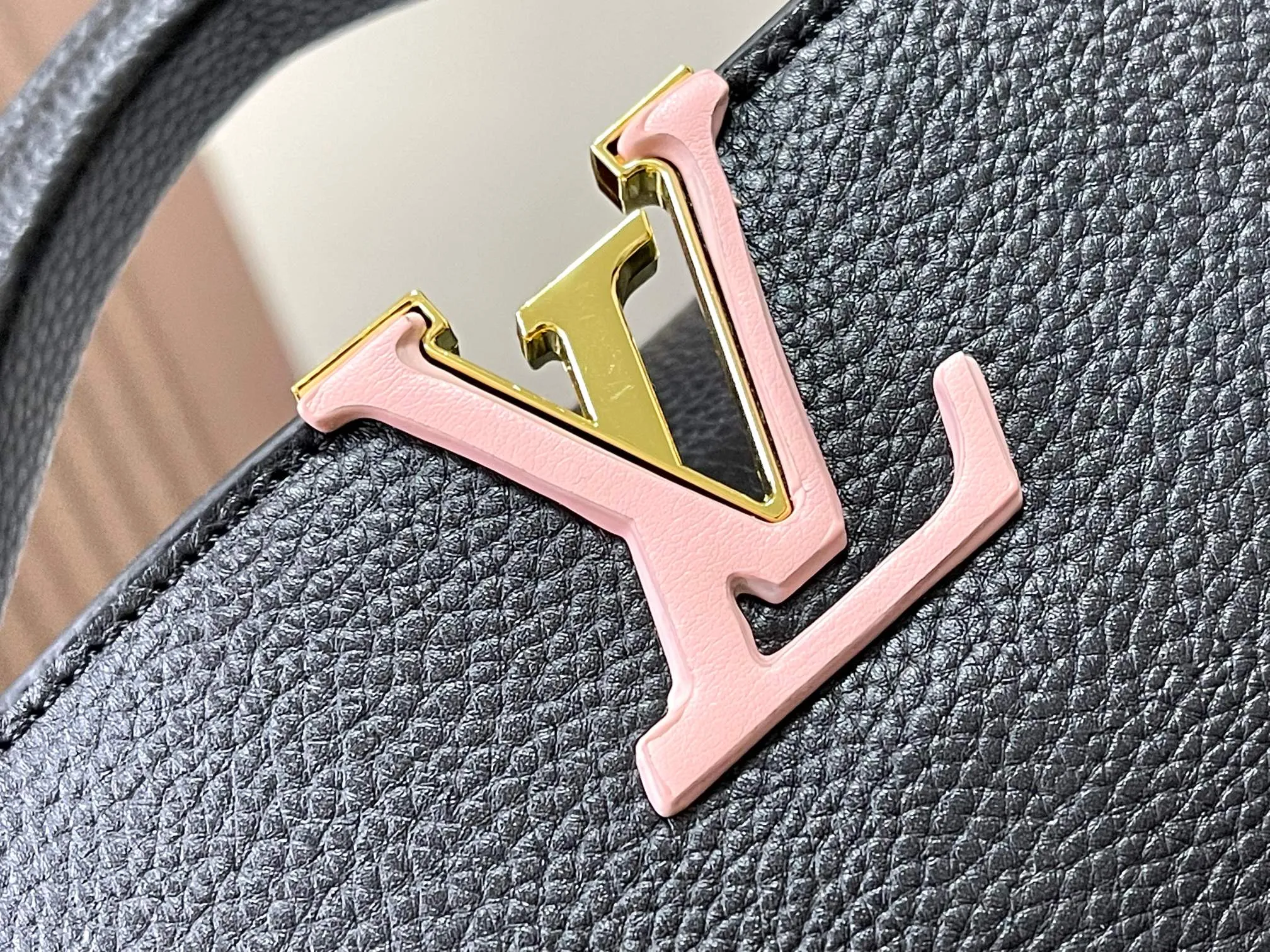 Louis Vuitton Capucines BB Handbag