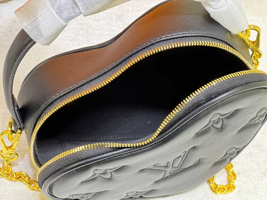 Louis Vuitton Pop My Heart Pouch Handbag