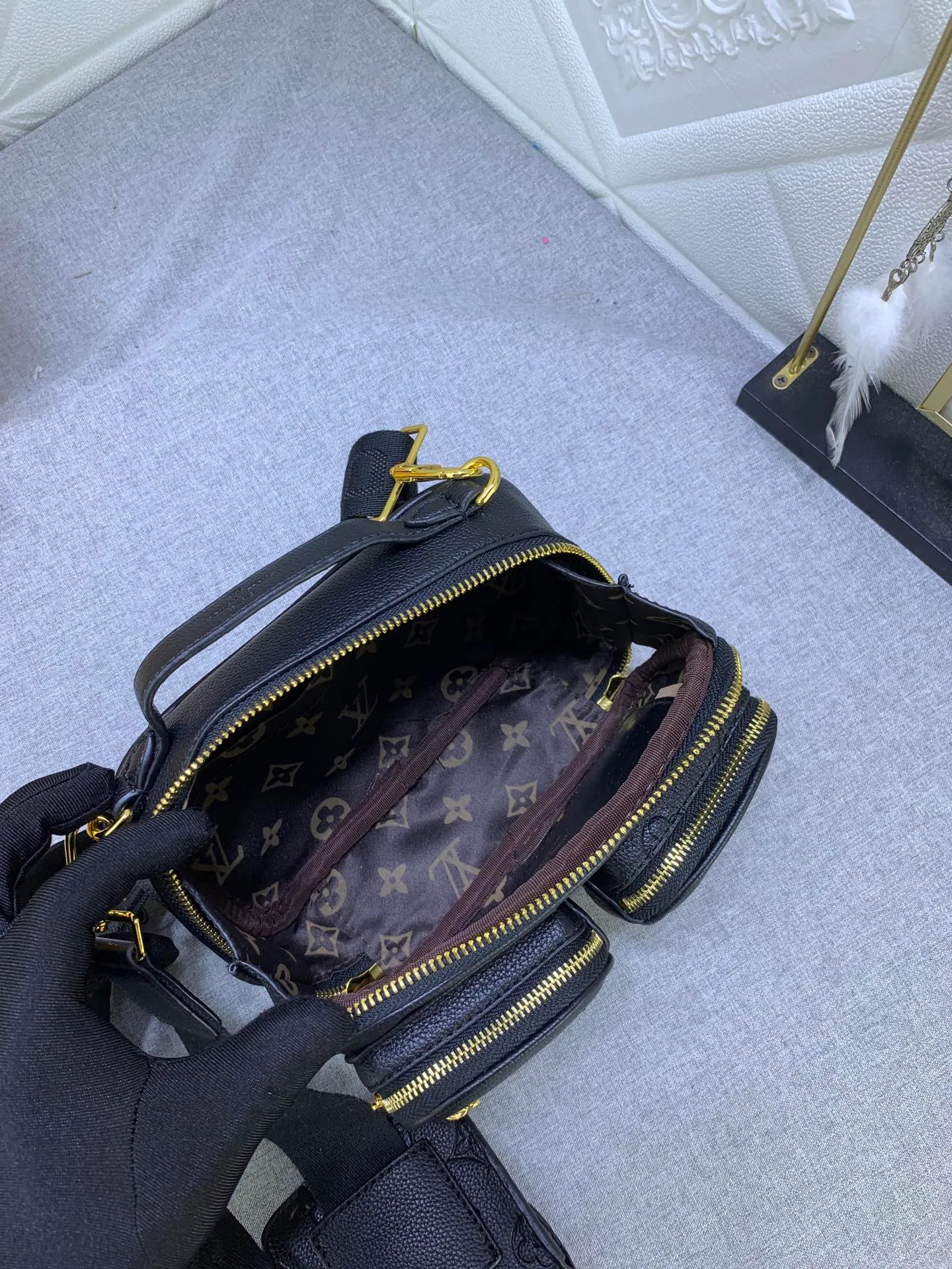 Louis Vuitton Utility Crossbody Black Handbag