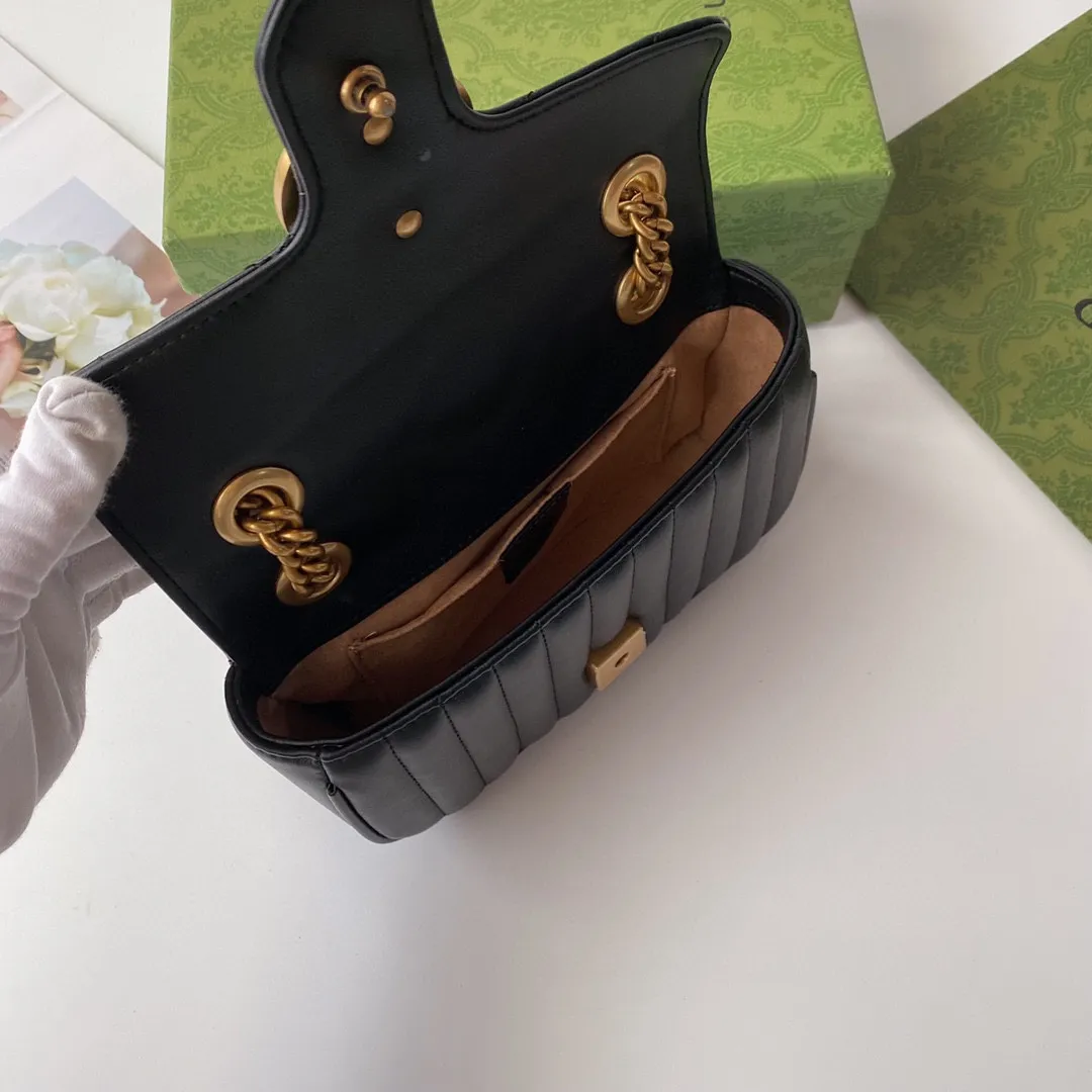 Gucci GG Marmont Small Matelassé Shoulder Handbag