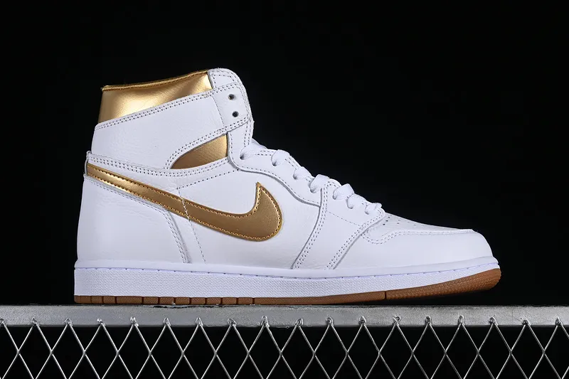 Air Jordan 1 Retro High OG Metallic Gold