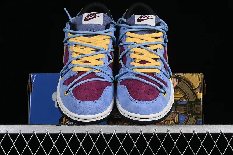 Nike SB Dunk Low Lot