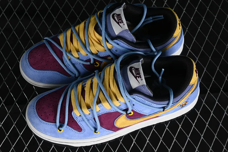Nike SB Dunk Low Lot