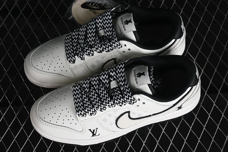Nike SB Dunk Low LV White Black