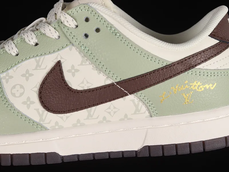 Sb Dunk Low Lv White/green/red]-[woman:36-39]-[man:40-45]