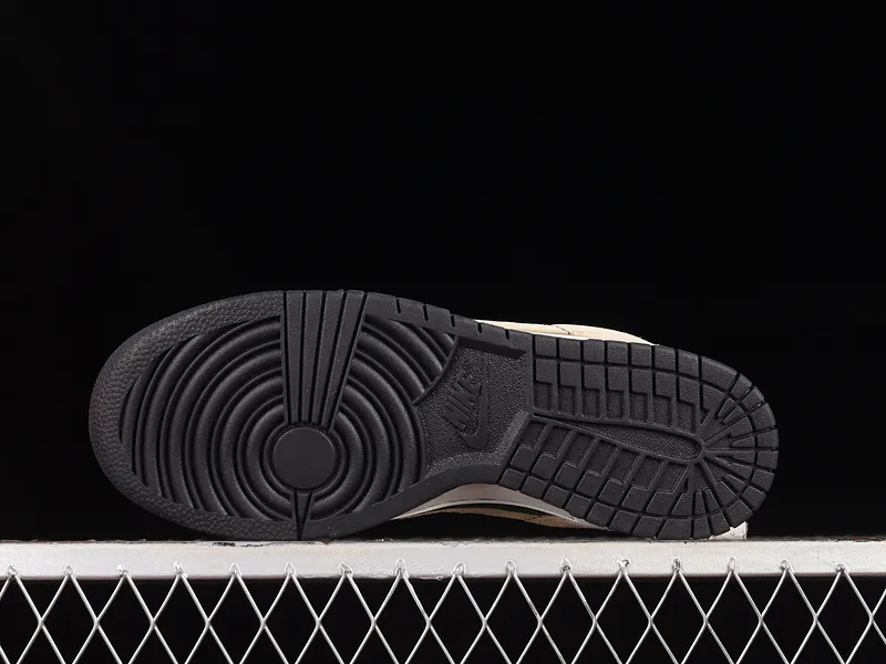 Otomo Katsuhiro X Sb Dunk Low Steamboy Ost Black/brown]