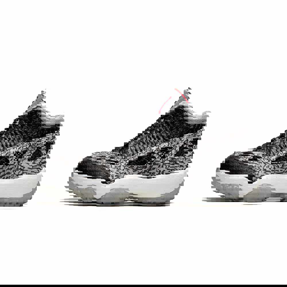 Air jordan 11 low ie ‘black cement’