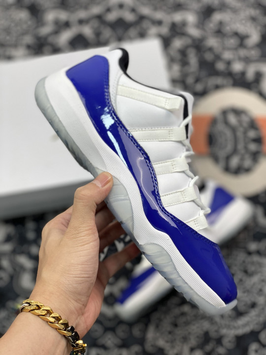 Air jordan 11 low white/black-concord