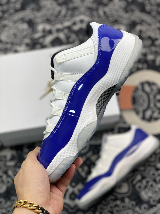 Air jordan 11 low white/black-concord