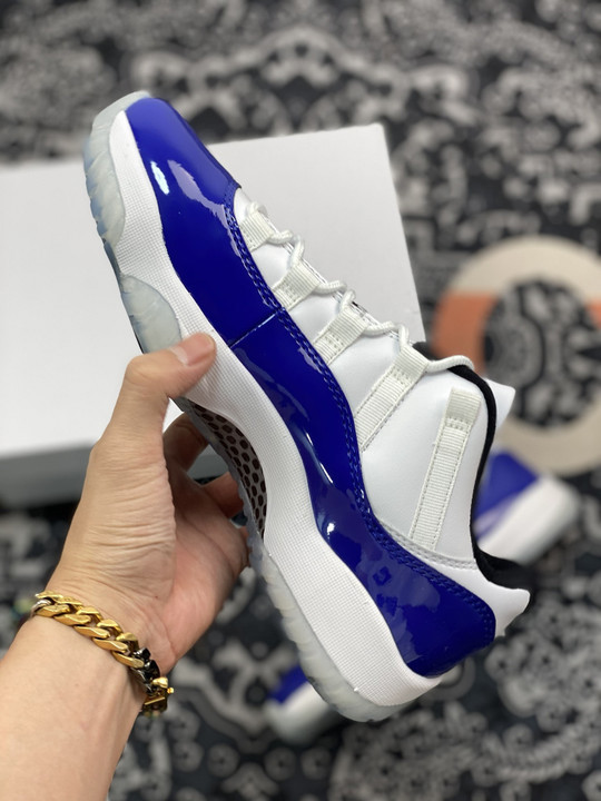 Air jordan 11 low white/black-concord