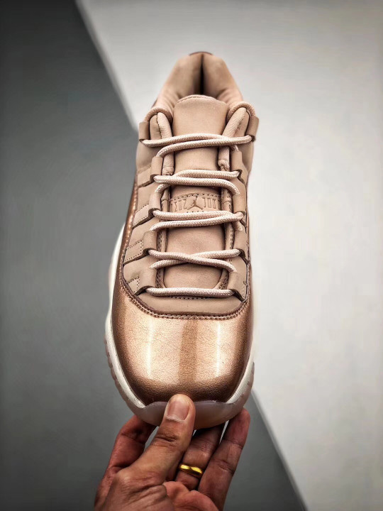 Air jordan 11 low wmns ” rose gold” ah7860-105