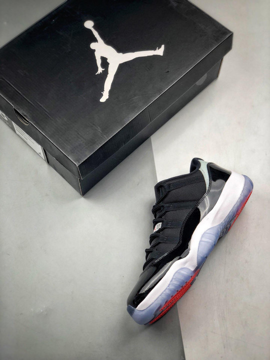 Air jordan 11 retro low black infrared 23
