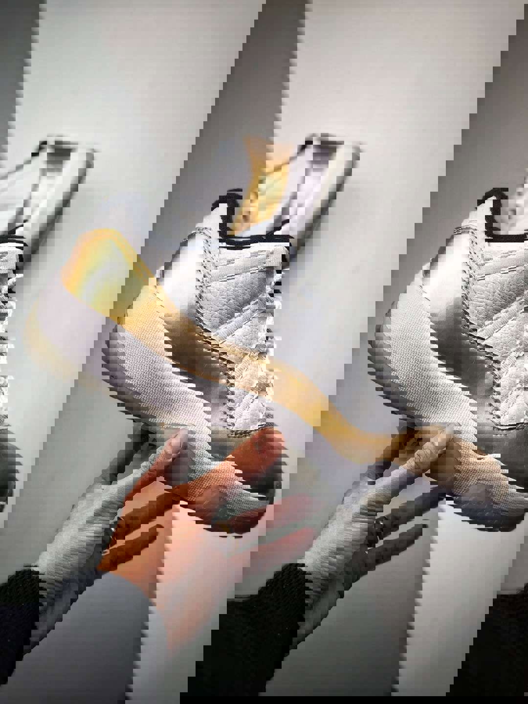 Air jordan 11 retro low ‘closing ceremony’ 528895-103