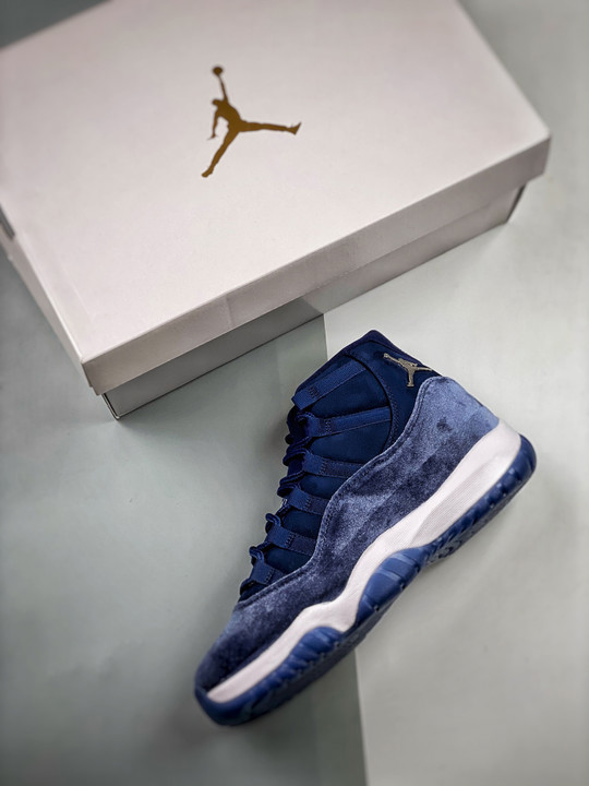 Air jordan 11 velvet midnight navy/metallic silver-white ar0715-441