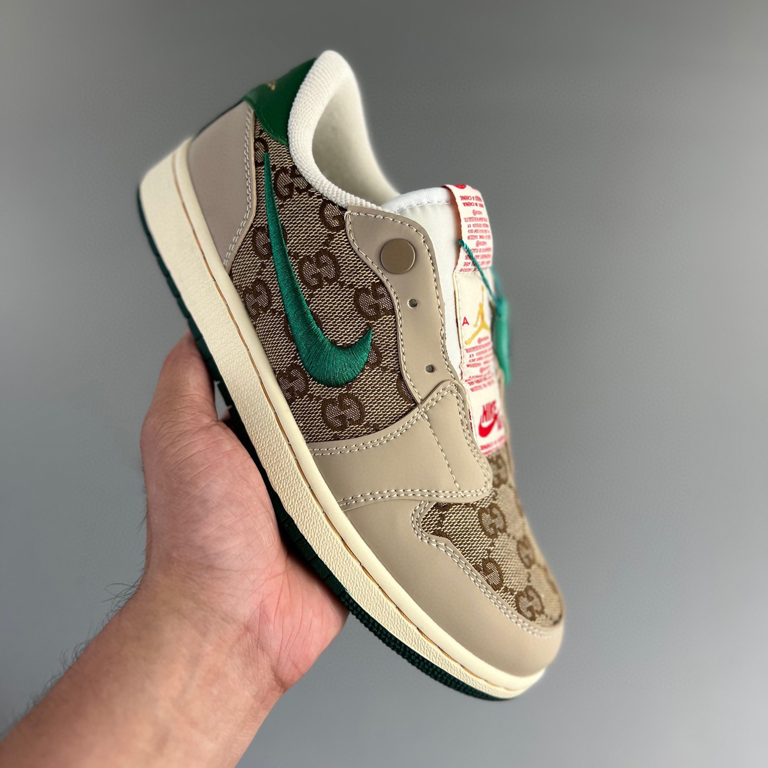 Travis scott x air jordan 1 low x lv 2 – 06dhlh12-204 – full size 36 – 45