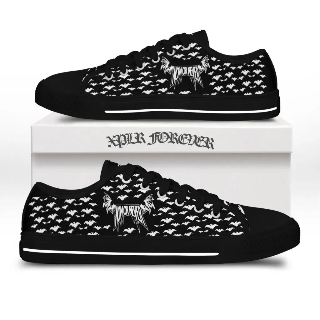 Hardcore low top canvas shoes