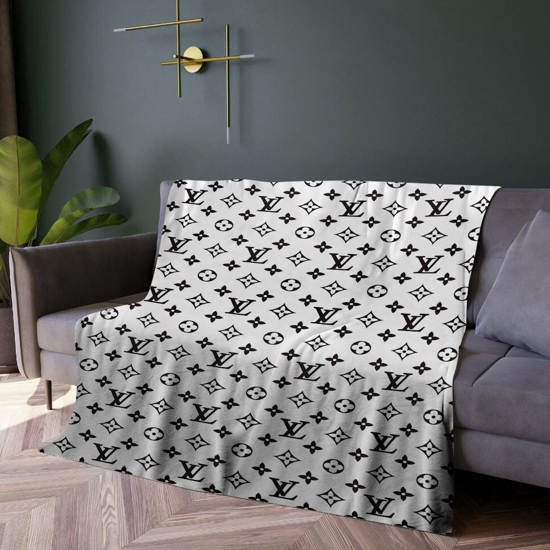 Luxury brand fashion premium blanket fleece home decor clothing special gift 2