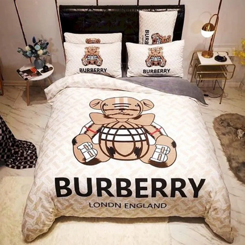 Burberry Bear Luxury Brand Bedding Set Bedspread Duvet Cover Set Home Decor