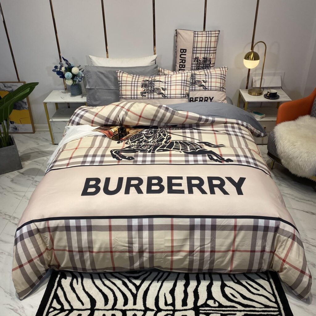 Burberry Bedding Set Printed Bedding Sets Quilt Sets Duvet Cover Luxury Brand Bedding Decor Bedroom Sets