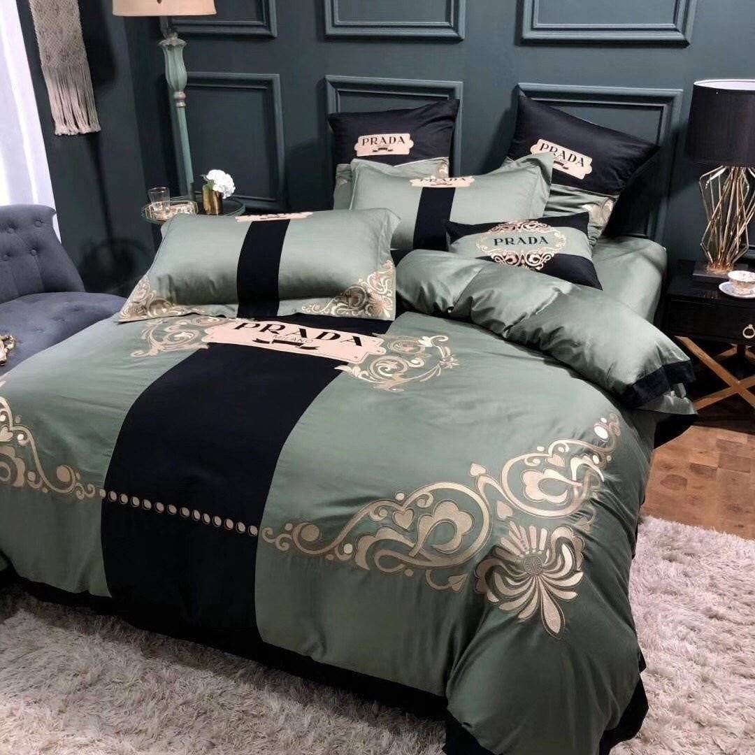 Luxury brand fashion bedding set premium duvet cover special gift home decor 370