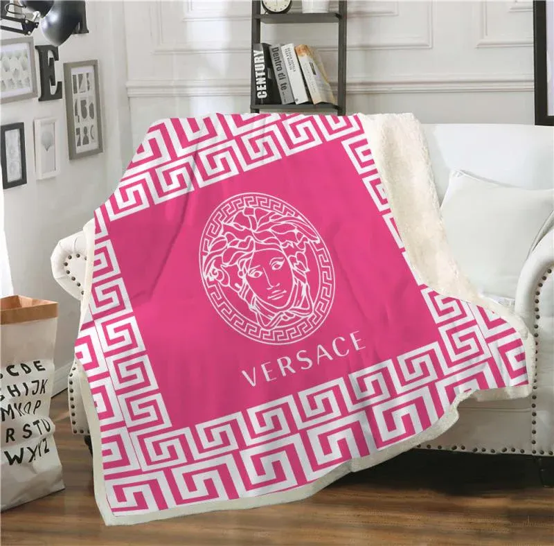 
                versace pinky fashion luxury brand blanket fleece comfortable blanket
            