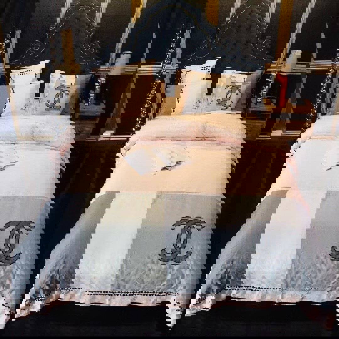 Luxury brand fashion bedding set premium duvet cover special gift home decor 352