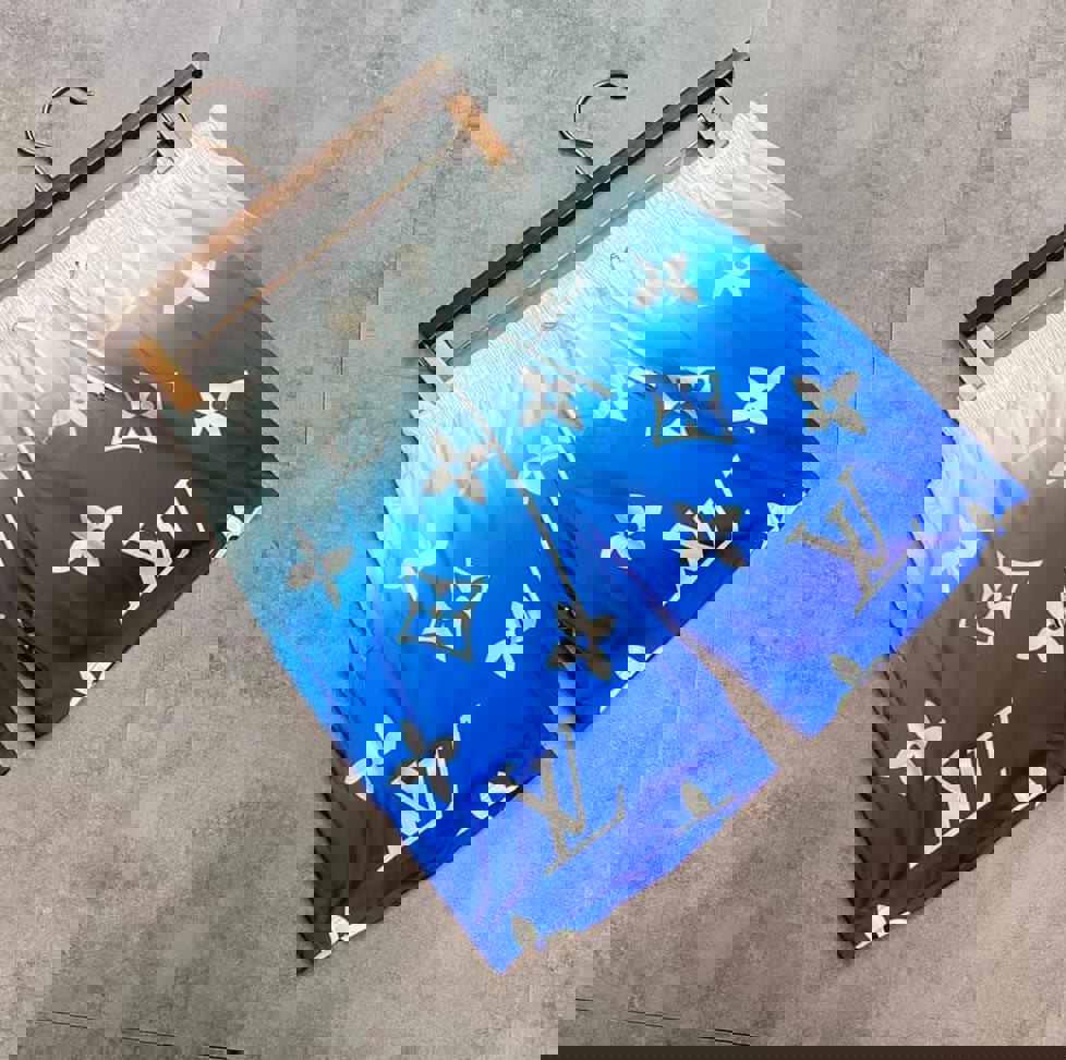 Luxury brand fashion unisex short special gift premium outfit for men women 117