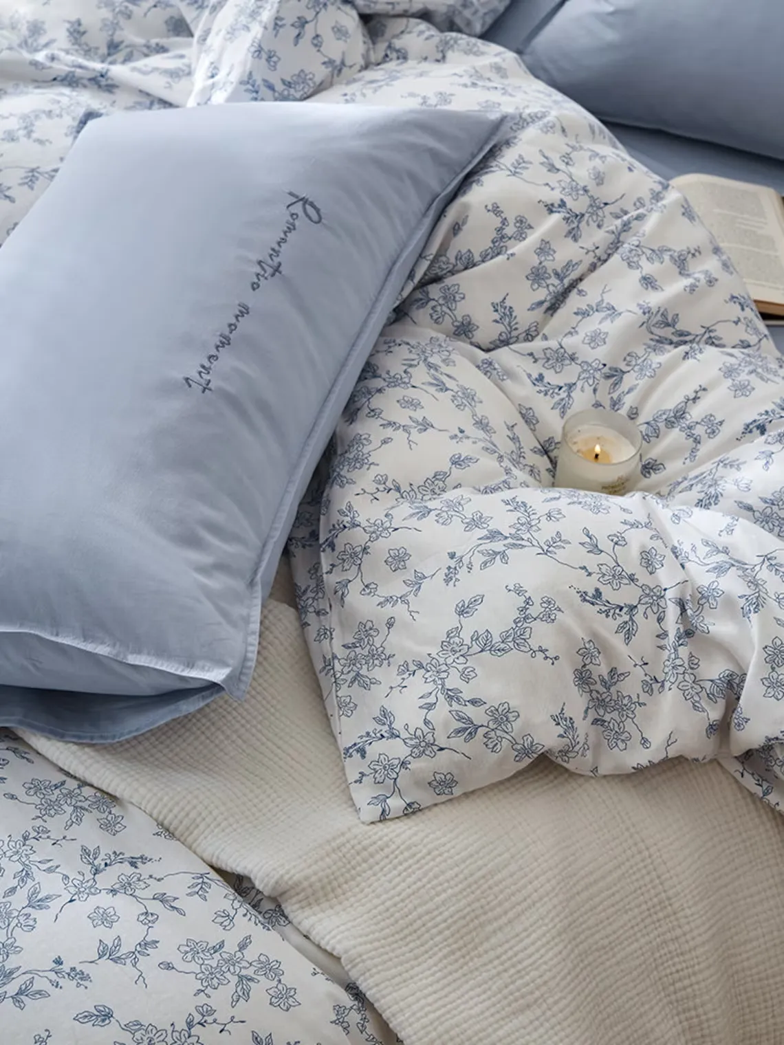 Blue Floral Duvet Cover Set | Minimalist Floral Bedding | Cottagecore Decor | Aesthetic Bedding | Full Queen King Duvet Cover