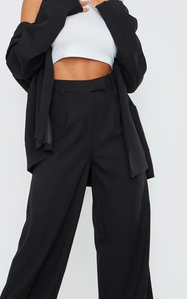 Stay On-Trend with Wide Leg Pants Outfits: Your Ultimate Style Guide