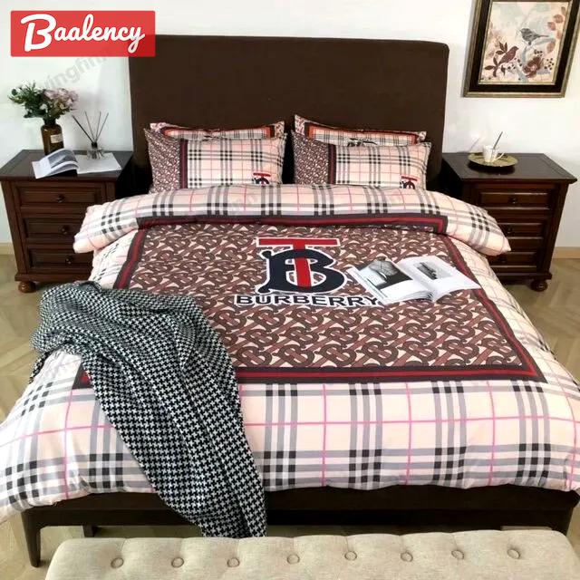 Burberry bedding sets quilt sets duvet cover luxury brand bedding decor bedroom sets best luxury bed sets gift thankgivings and christmas Bedding Sets