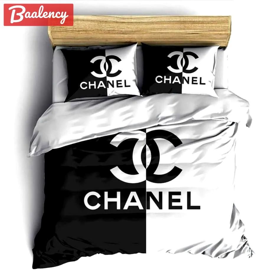 Chanel black white luxury brand high-end bedding sets, bedroom decor , thanksgiving decorations for home best luxury bed sets gift thankgivings and christmas Bedding Sets