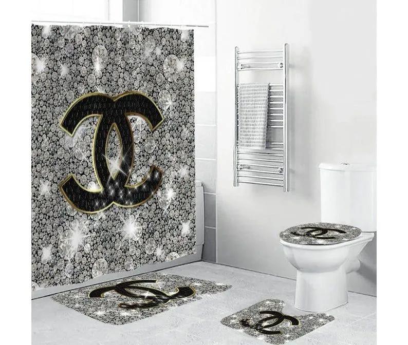 Chanel logo type 768 Bathroom Accessory Sets Luxury Fashion Brand Bathroom Sets Waterproof Shower Curtain Hypebeast Bathroom Bath Mat Set Toilet Cover Pedestal Rug Home Decor
