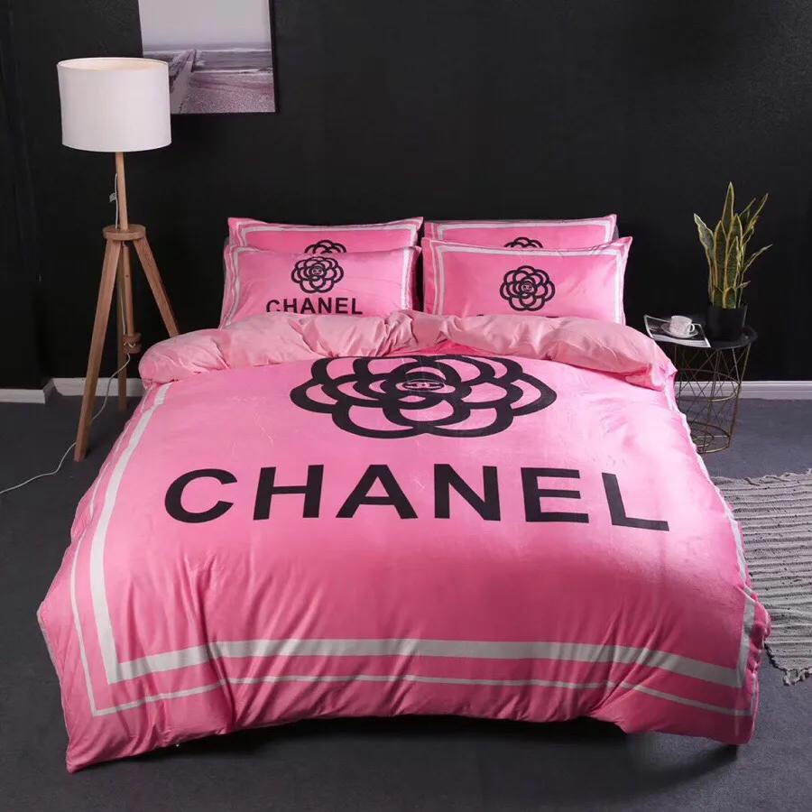 Chanel pinky logo type 480 Bedding Sets blankets sheets duvet bedspread hyperbeast Bedroom covers bedclothes luxury ideas bed linen premium fashion brand home decor