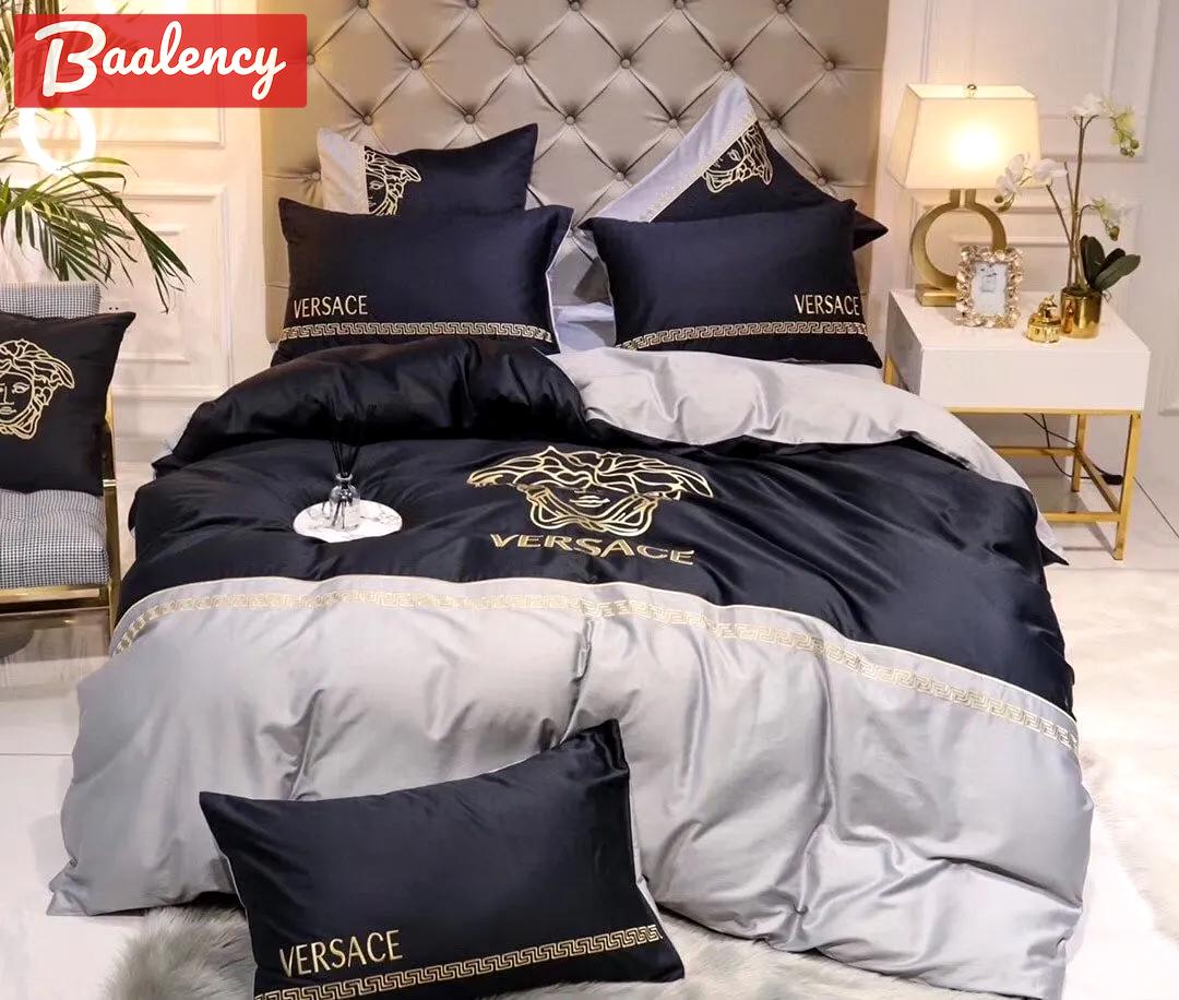 Gianni versace luxury brand high-end bedding sets, bedroom decor , thanksgiving decorations for home best luxury bed sets gift thankgivings and christmas Bedding Sets