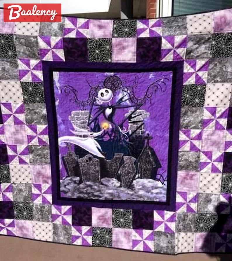 Halloween decorations skull thorw blanket - smilling skull girl quilt blanket - halloween gift for women Quilt Blanket