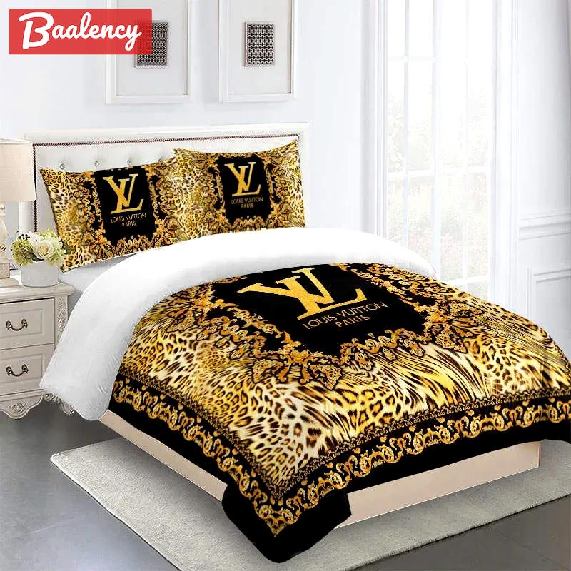 Louis vuitton fashion logo limited luxury brand bedding sets, bedroom decor , thanksgiving decorations for home 09 best luxury bed sets gift thankgivings and christmas Bedding Sets