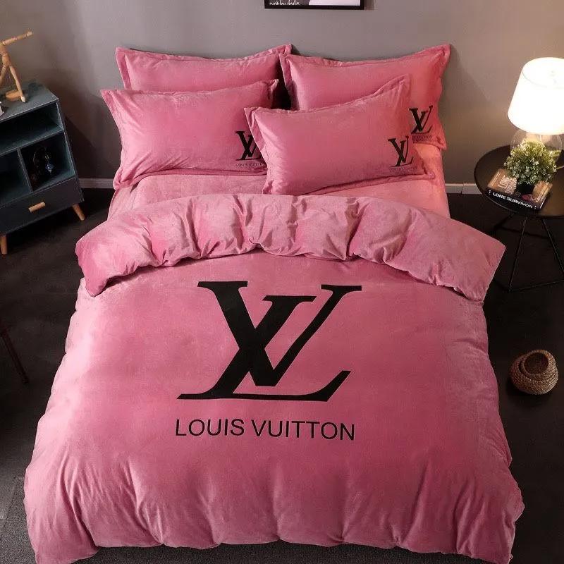 Louis vuitton pinky logo type 1331 Bedding Sets bed linen premium fashion brand luxury ideas hyperbeast Bedroom covers blankets bedspread home decor bedclothes duvet sheets