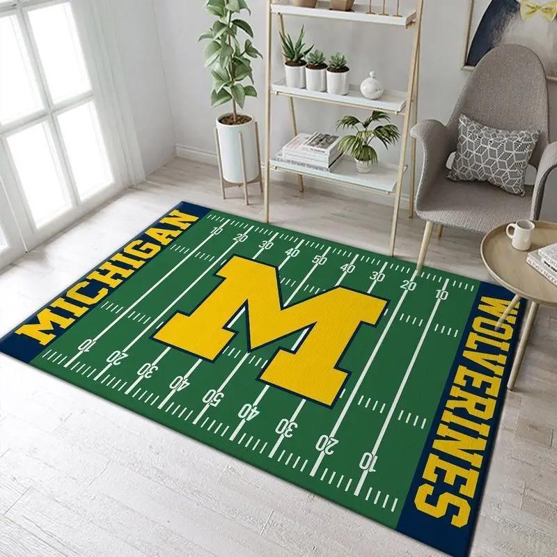 Nfl team michigan wolverines living room bed room rug regtangle carpet Rectangle Rug