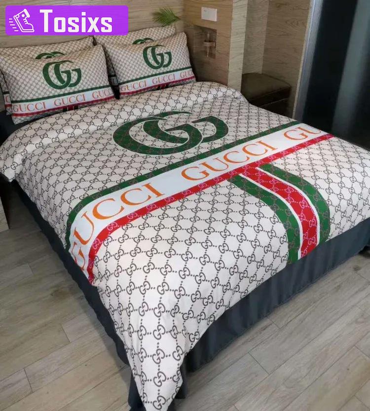Gucci gc luxury fashion brand bedding sets bedspread duvet cover set best luxury bed sets gift thankgivings and christmas Bedding Sets