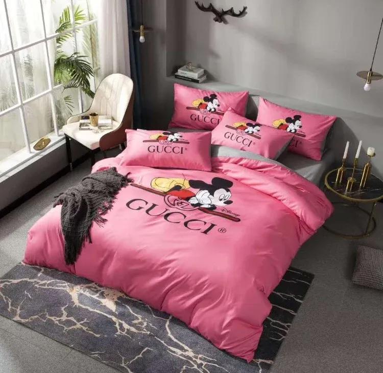 Gucci pinky mickey logo type 591 Bedding Sets sheets bedclothes covers hyperbeast Bedroom premium fashion brand home decor duvet blankets luxury ideas bedspread bed linen