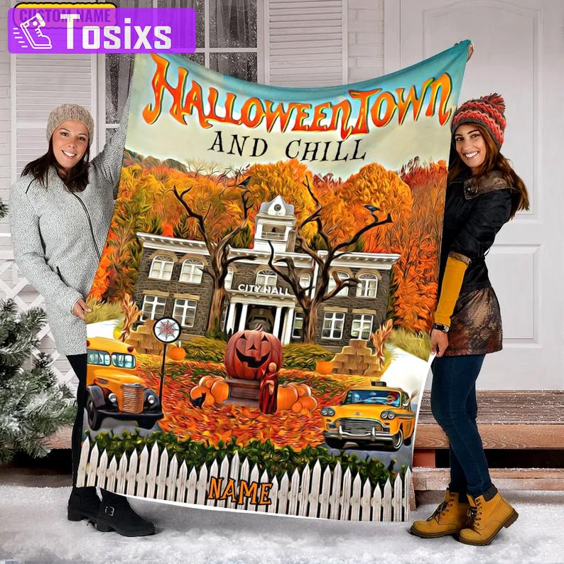 Halloween decorations halloween town and chill blanket, personalized name blanket,halloween movie fleece mink sherpa blanket, halloween town blanket Quilt Blanket