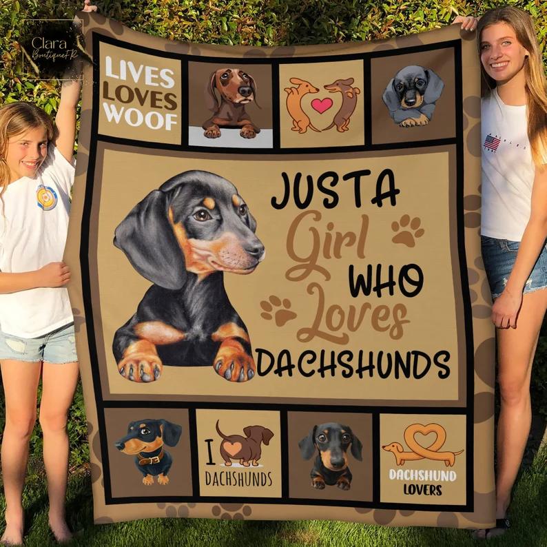 Just a girl who loves dachshunds fleece blanket, mink sherpa blanket, dog lover gift, dachshunds dog blanket, dachshund quilt Quilt Blanket
