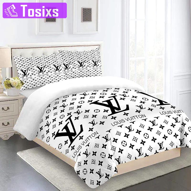 Louis vuitton fashion logo limited luxury brand bedding sets, bedroom decor , thanksgiving decorations for home 04 best luxury bed sets gift thankgivings and christmas Bedding Sets