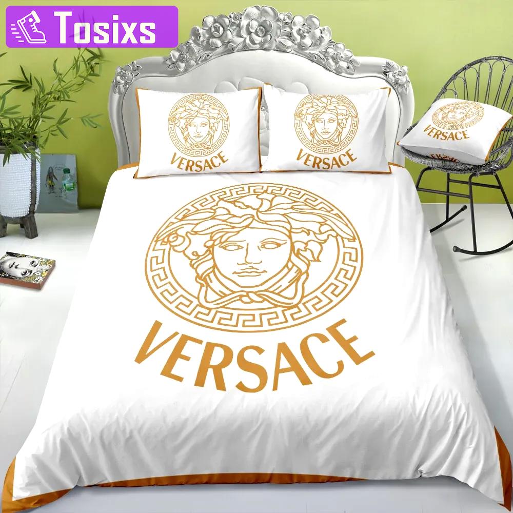 Versace white hot new luxury brand bedding sets bedspread duvet cover set, bedroom decor , thanksgiving decorations for home best luxury bed sets gift thankgivings and christmas Bedding Sets