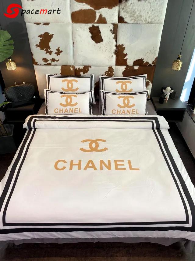 Chanel white printed bedding sets quilt sets duvet cover luxury brand bedding decor bedroom sets best luxury bed sets gift thankgivings and christmas Bedding Sets