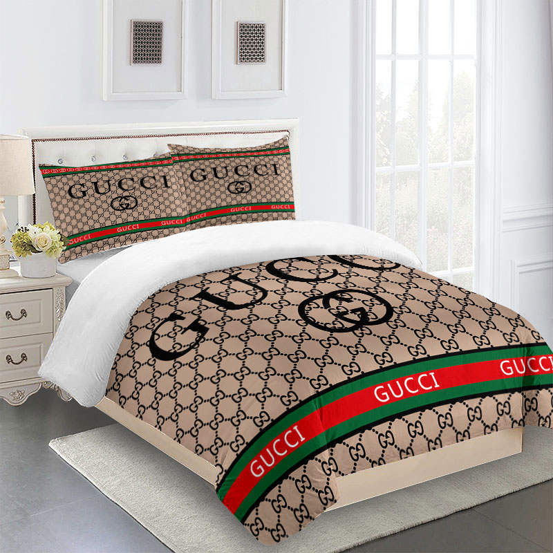 Gucci beig brown red green logo type 1474 Bedding Sets bed linen duvet sheets hyperbeast Bedroom bedspread home decor luxury ideas covers bedclothes blankets premium fashion brand