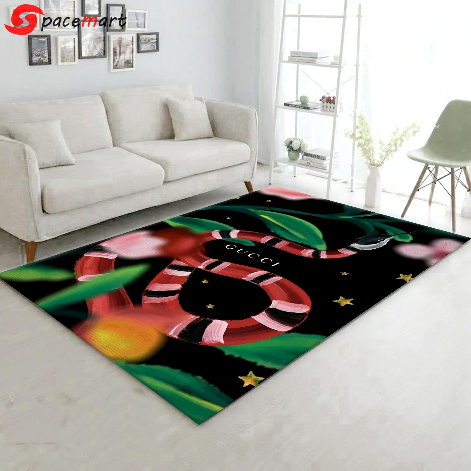 Gucci snake logo type 929. Upgrade Your Living Room with Luxury Home Decor: Area Carpets, Floor Decor, Door Mats, and Hot Gift Items with style a High-End Fashion Brand Rectangle Rug