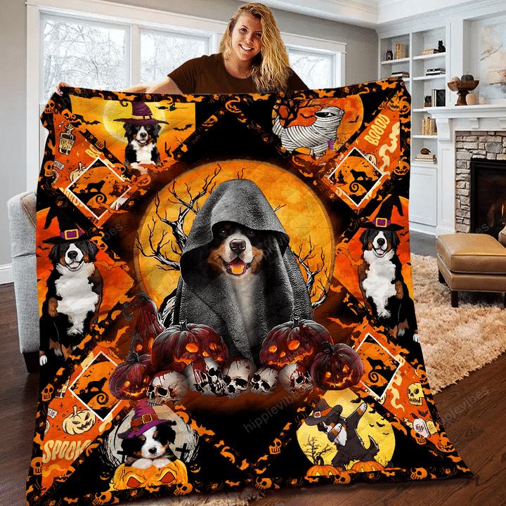 Halloween decorations bernese mountain halloween quilt blanket Quilt Blanket
