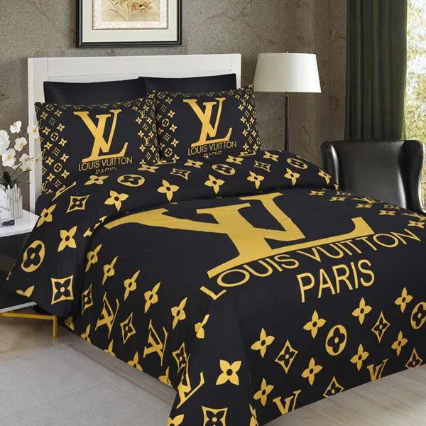 Louis vuiton black golden paris logo luxury brand bedding set home decor Bedding Sets
